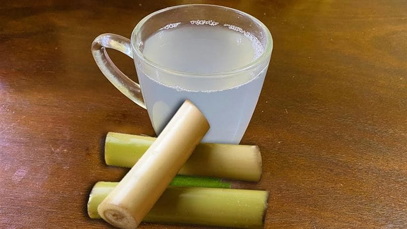 Vazhaithandu Juice Benefits: வாழைத்தண்டு சாறு பயன்கள் என்னென்ன.. விவரம் உள்ளே..!