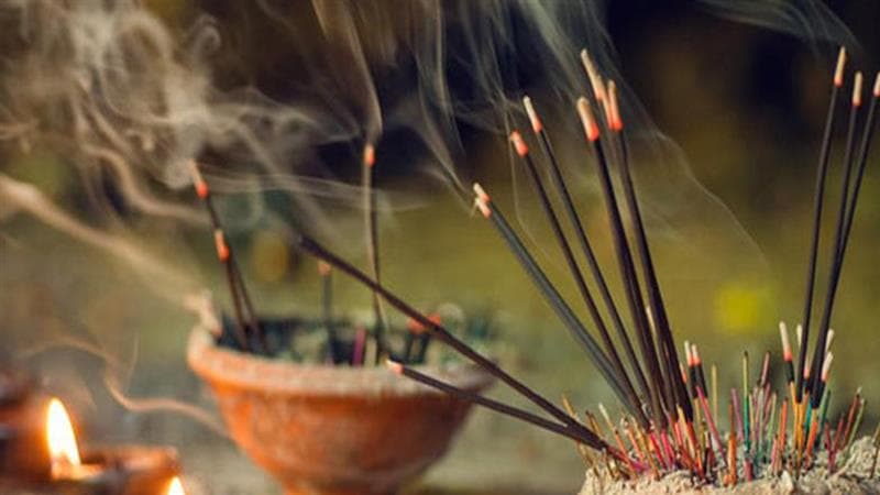 Agarbatti Dangers: உயிருக்கு உலை வைக்கும் ஊதுபத்தி.. நிபுணர்கள் எச்சரிக்கை.!