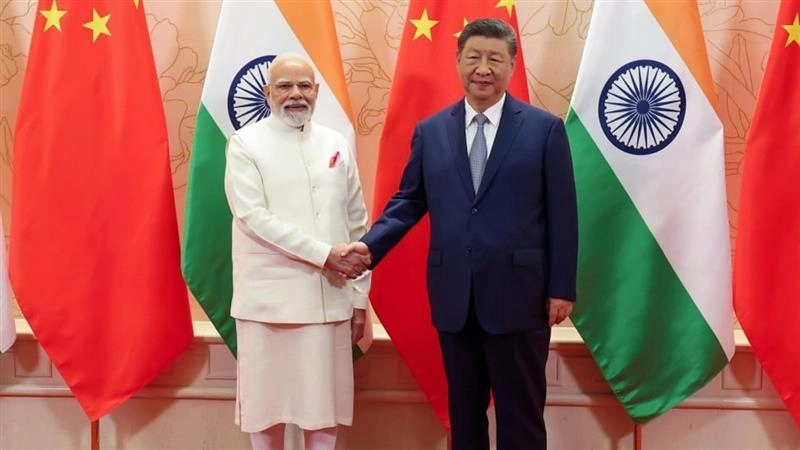 PM Modi China Visit: இந்தியா - சீனா இடையே மீண்டும் நேரடி விமான சேவை.. சீனா சென்ற பிரதமர் மோடி முடிவு.!