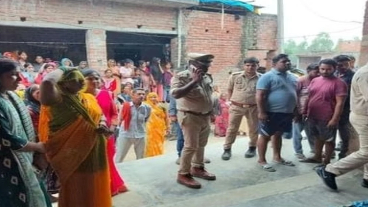 கணவர் கழுத்து நெரித்து கொடூரக் கொலை.. மனைவி, மகள் கைது..!