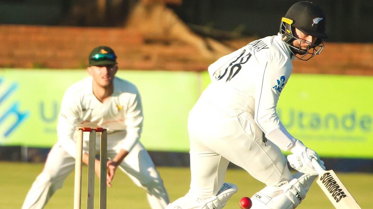 ZIM Vs NZ 2nd Test, Day 2: ஜிம்பாப்வேவிற்கு எதிரான 2வது டெஸ்டில் கான்வே அபார சதம்.. நியூசிலாந்து அணி 181 ரன்கள் முன்னிலை..!