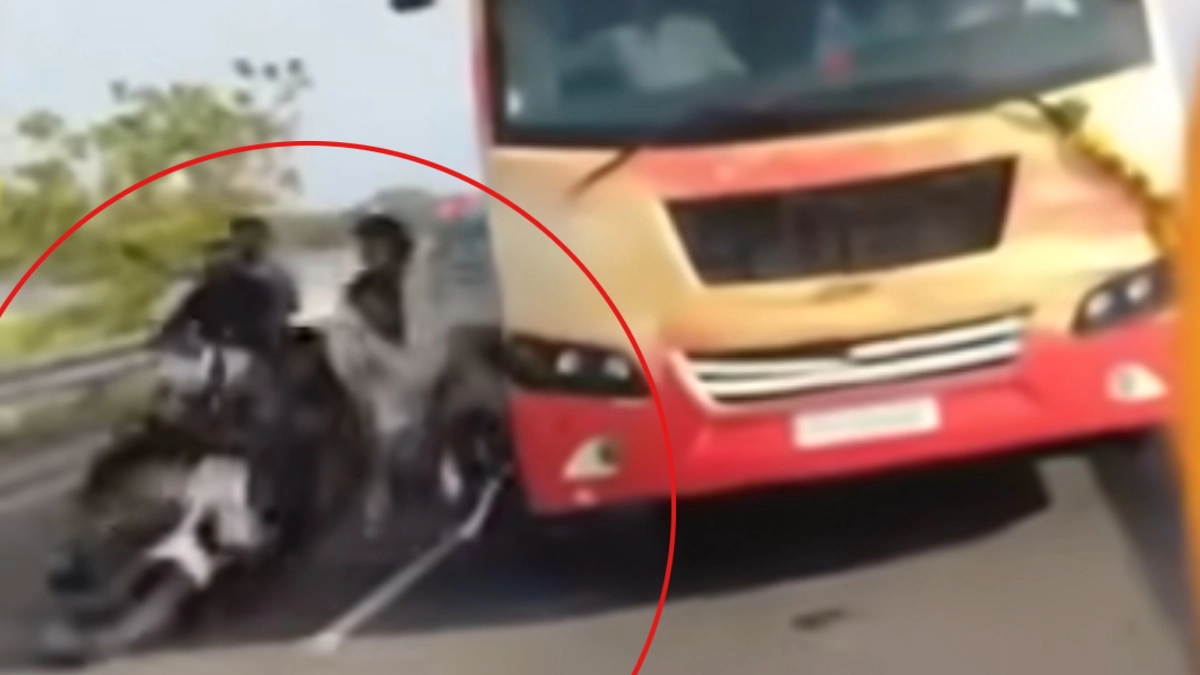 Trending Video: விஜயின் பிரச்சார பேருந்து மீது மோதி இருசக்கர வாகனம் விபத்து.. பதறவைக்கும் வீடியோ.!
