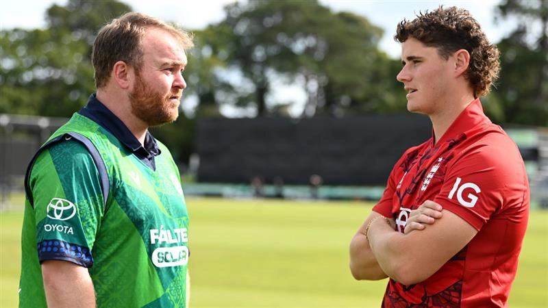 IRE Vs ENG 1st T20I, Toss: அயர்லாந்துக்கு எதிரான முதலாவது டி20.. இங்கிலாந்து அணி டாஸ் வென்று பந்துவீச்சு தேர்வு..!