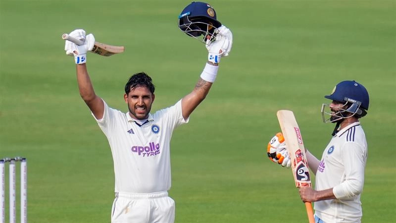 IND Vs WI 1st Test, Day 2: துருவ் ஜுரெல் - ரவீந்திர ஜடேஜா இணை அபார பேட்டிங்.. இந்தியா 286 ரன்கள் முன்னிலை..!