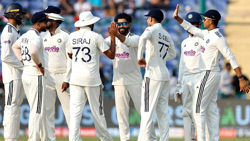 Ind Vs WI Highlights, 2nd Test: ஜடேஜா அசத்தல்.. ஒரேநாளில் 4 விக்கெட்டை இழந்த மேற்கிந்திய தீவுகள் அணி.. இந்தியாவின் வெற்றி ஏறக்குறைய உறுதி.!
