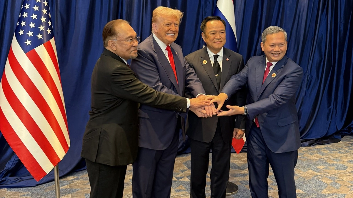 Donald Trump: தாய்லாந்து-கம்போடியா அமைதி ஒப்பந்தம்.. அமெரிக்கா அதிபர் டொனால்ட் டிரம்ப் முன்னிலையில் கையெழுத்து.!