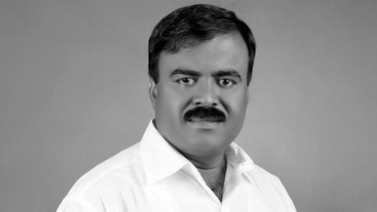 Congress District Leader Mystery Death: திருநெல்வேலி கிழக்கு மாவட்ட காங்கிரஸ் தலைவர் ஜெயக்குமார் எரித்துக்கொலை? மாயமானவரின் உடல் சடலமாக மீட்பு.!