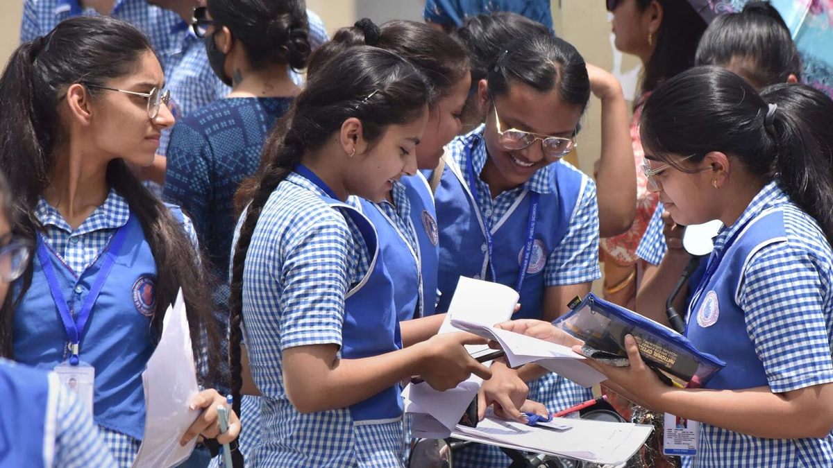 TN 12th School Results: 12 ம் வகுப்பு பொதுத்தேர்வு முடிவுகள் 2024: தேர்ச்சி விகிதம், எந்த மாவட்டம் முதலிடம்?.. முழு விபரம் இதோ.!