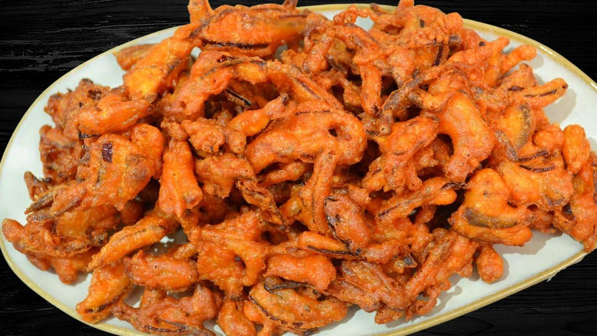 Onion Powder Pajji Recipe: மழைக்கு இதமாக சுடச்சுட சுவையான வெங்காயத்தூள் பஜ்ஜி செய்வது எப்படி..? விவரம் உள்ளே..!
