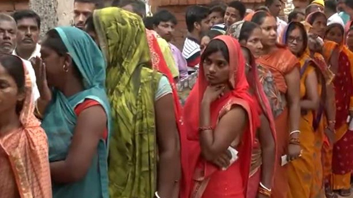 India Elections 2024 Phase 5: விறுவிறுப்புடன் தொடங்கியது ஐந்தாம்கட்ட வாக்குப்பதிவு; வாக்குச்சாவடி மையங்களில் பலத்த பாதுகாப்பு.!