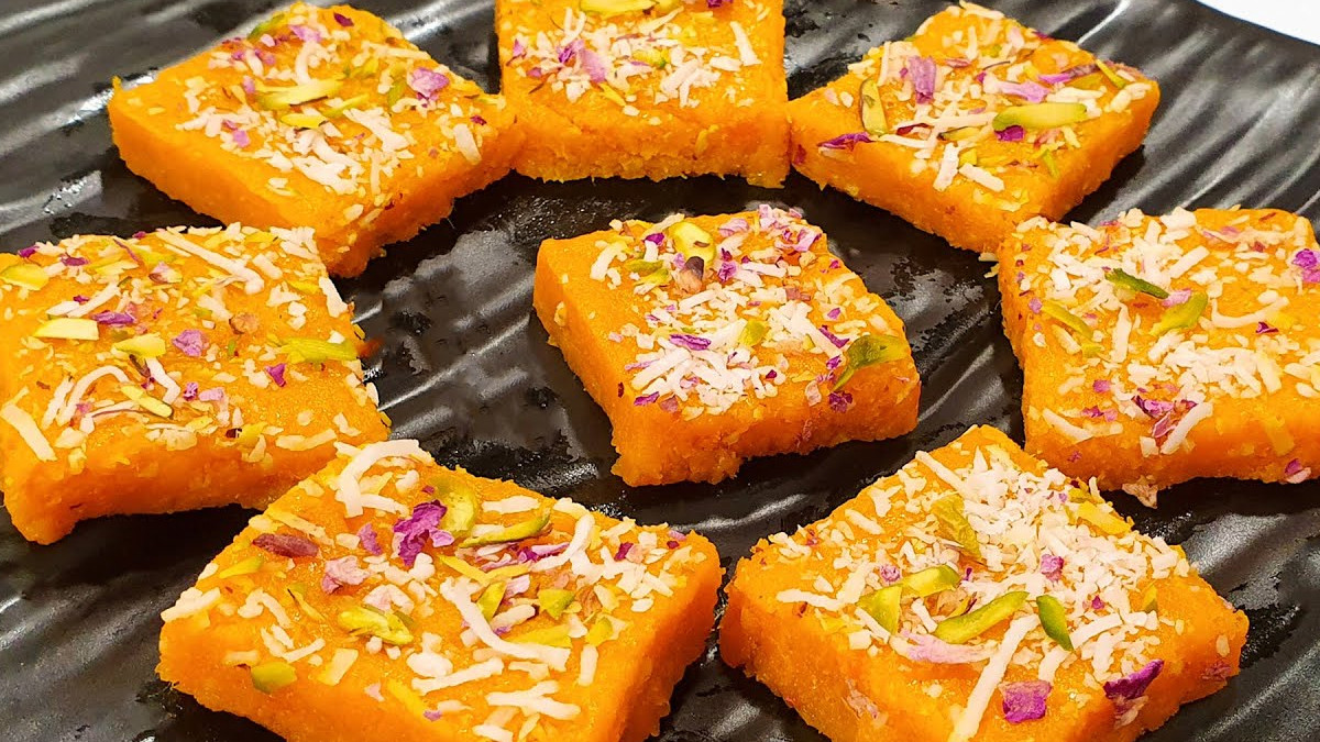 Mango Burfi Recipe: இனிப்பான மாம்பழ பர்பி செய்வது எப்படி..? விவரம் உள்ளே..!