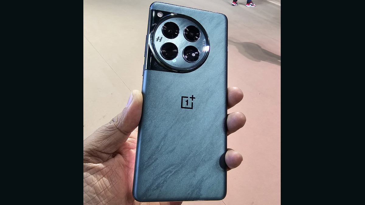 OnePlus 12 5G Offer Sale: ஒன்பிளஸ் 12 5ஜி ஸ்மார்ட்போன் தள்ளுபடி விலையில் விற்பனை..! முழு விவரம் இதோ..!
