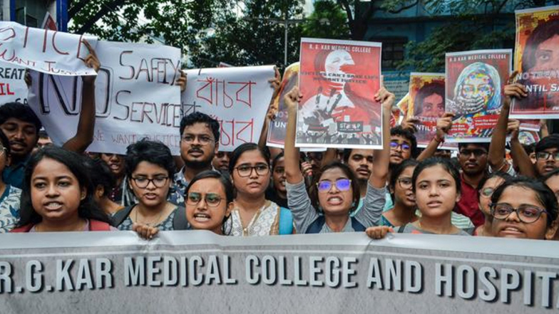 Doctor Rape And Murder Case: பாலியல் பலாத்காரம் செய்யப்பட்டு மருத்துவர் கொலை.. இந்தியா முழுவதும் இன்று மருத்துவர்கள் போராட்டம்..!