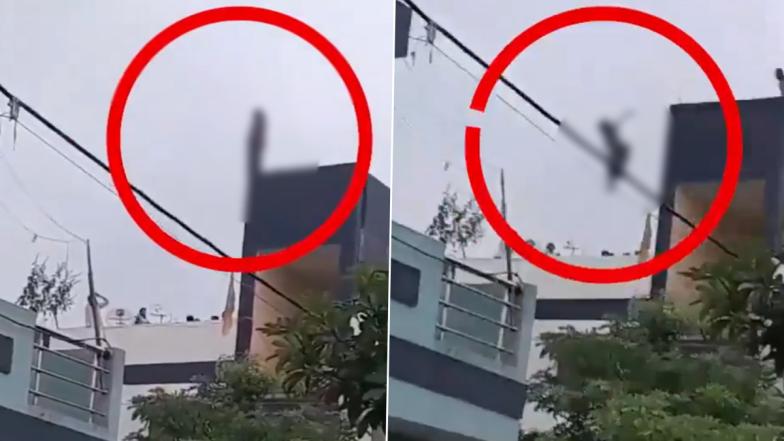 Woman Jumps Off 3rd Floor: கணவருடன் ஏற்பட்ட தகராறு.. மாடியில் இருந்து கீழே குதித்து தற்கொலை செய்து கொண்ட மனைவி.. வைரலாகும் நெஞ்சை பதறவைக்கும் வீடியோ..!