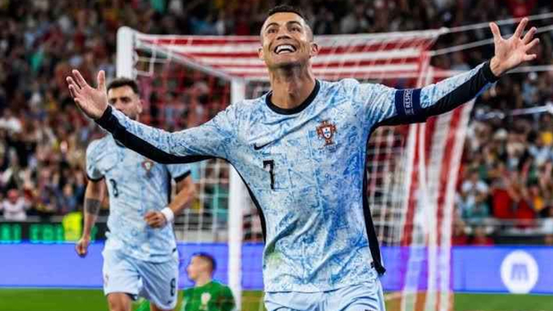 Cristiano Ronaldo Records: வரலாற்று சாதனை படைத்த ரொனால்டோ.. 900 கோல்கள் அடித்து அசத்தல்..!
