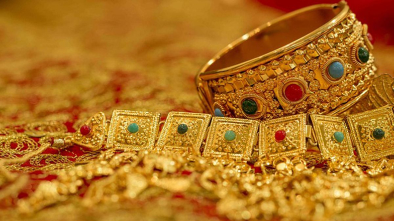 Jewellery Theft: வீடு வீடாக சென்று கொள்ளையடித்த திருட்டு பாட்டி.. சென்னை மக்களே உஷார்.!