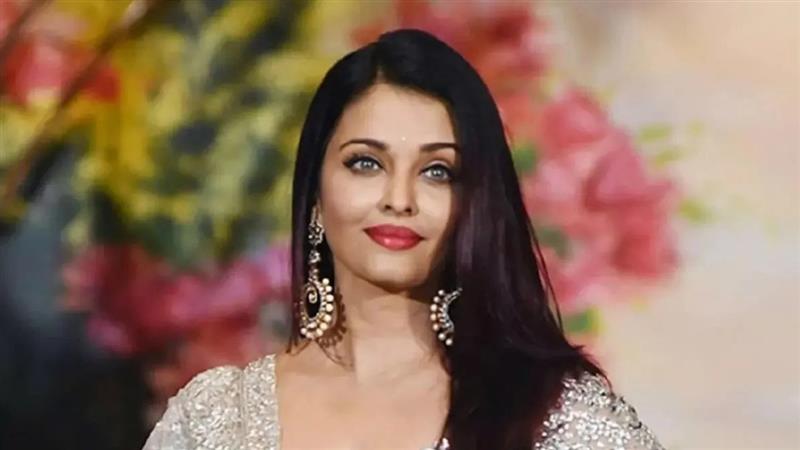 Aishwarya Rai Bachchan: அனுமதியின்றி தன் பெயர், புகைப்படம், விளம்பரம் செய்ய  தடை - ஐஸ்வர்யா ராய் வழக்கு..!