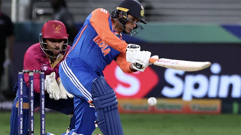 IND Vs UAE: 9 விக்கெட் வித்தியாசத்தில் இமாலய வெற்றி.. அதிரடியால் ஆட்டத்தை முடித்த இந்தியா..!